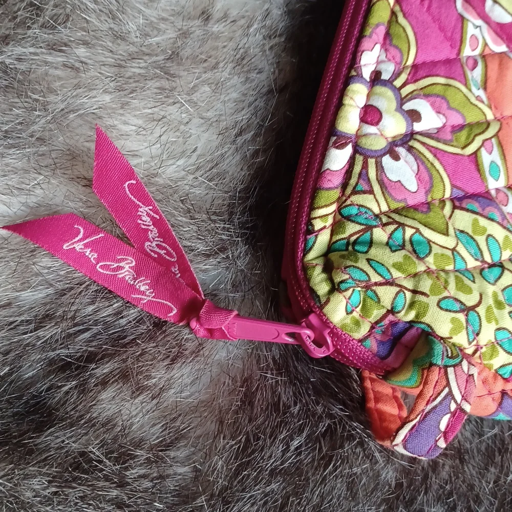 Vera Bradley cosmetic bag - Picture 9 of 13